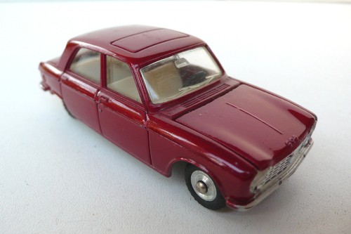 Dinky toys peugeot - dinky,