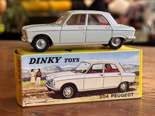 Dinky toys 510 peugeot - toys,
