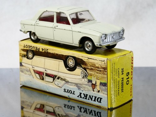 Dinky toys 510 peugeot - dinky,