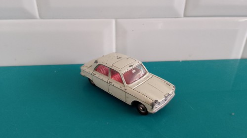 2709257 voiture dinky - voiture, toys