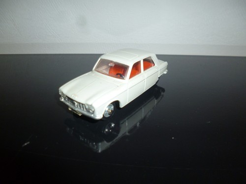 Authentique peugeot 204 dinky - authentique,